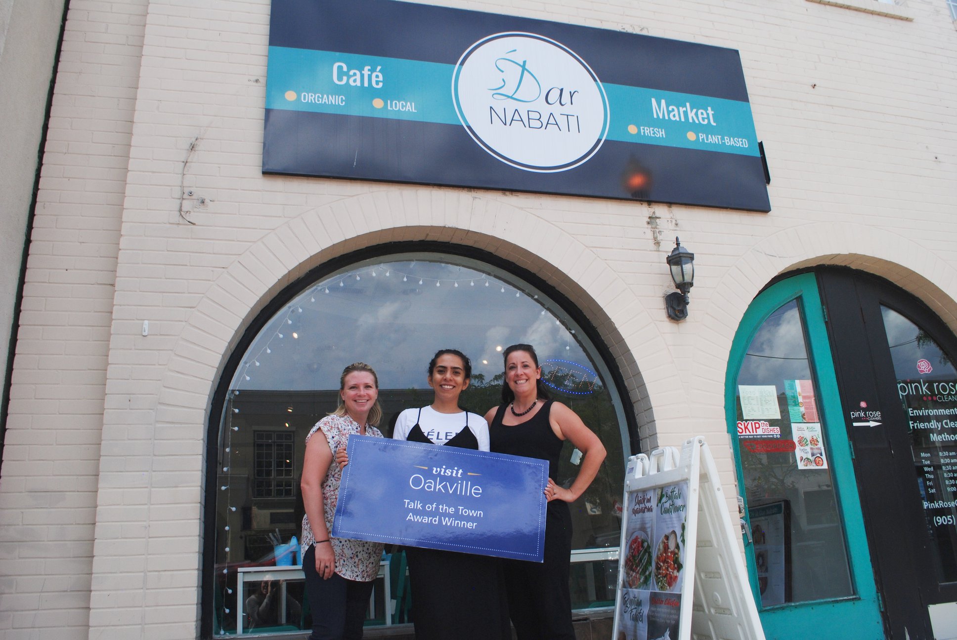 Dar Nabati wins the 2019 Best Vegan Menu Talk of the Town Award - Look  Local - Celebrating Community