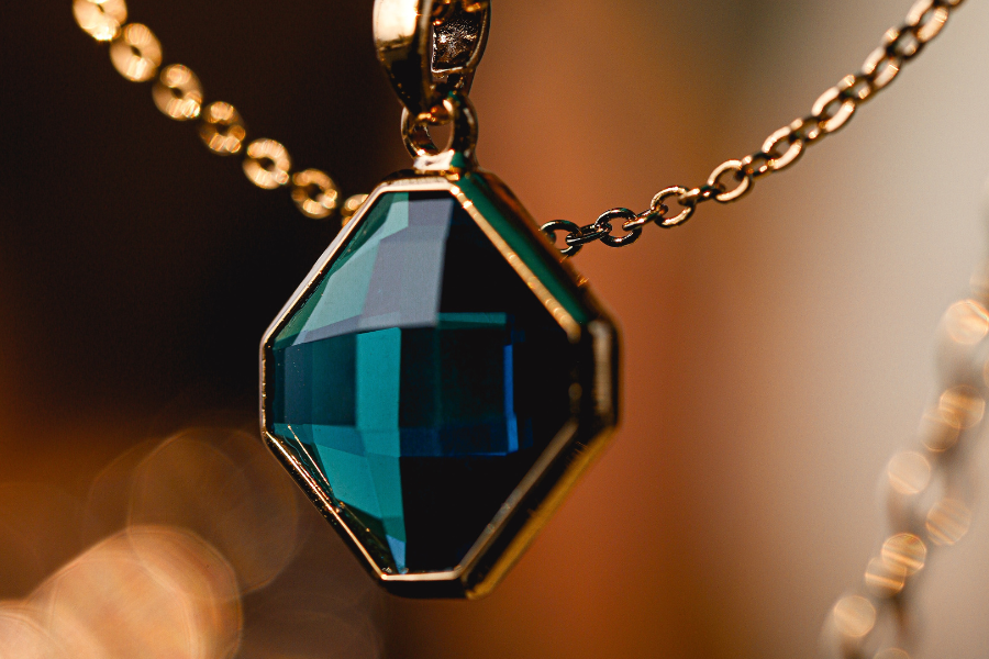 Regift, Remake, Resell: Making The Most Of Nana’s Jewellery
