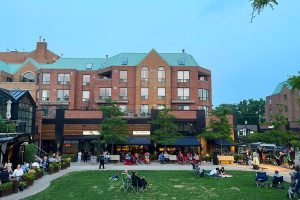 hexagon restaurant oakville patio