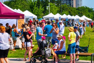 Visit Oakville - Summer - Art in the Park