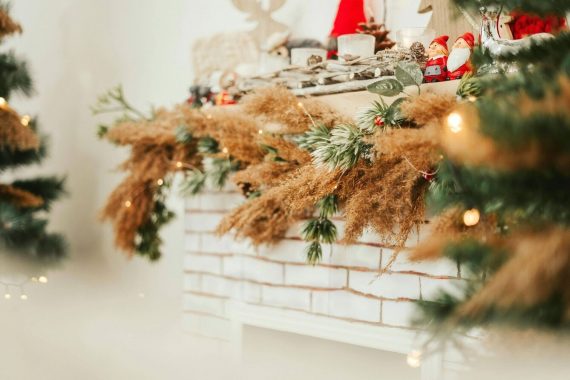 Mantel with Garland Christmas Decor